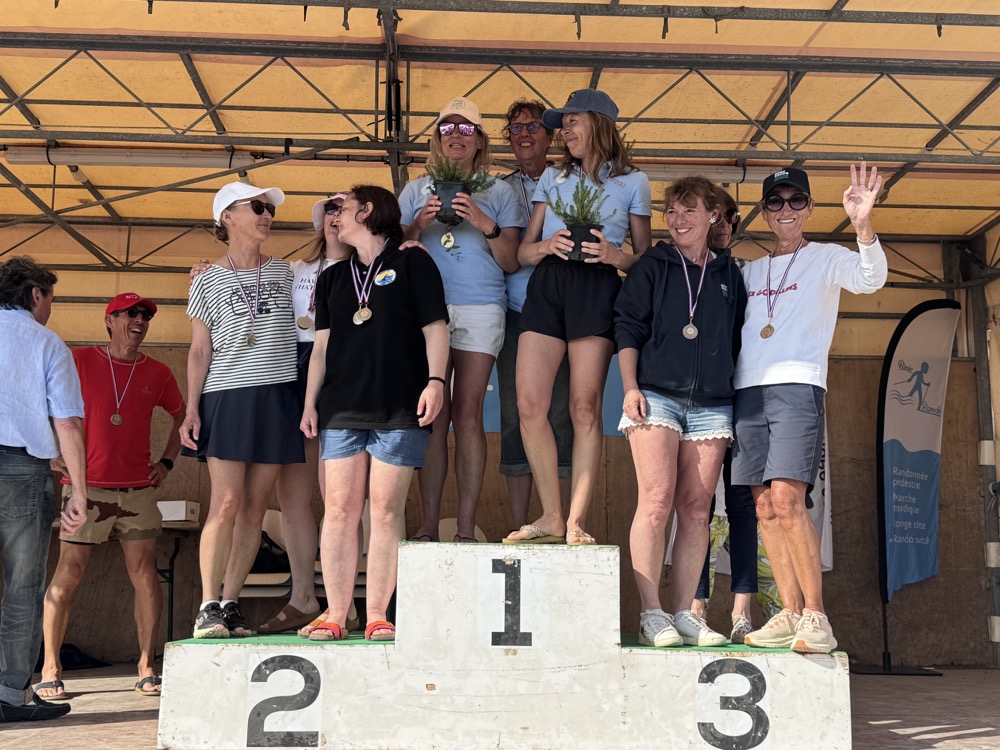 Et un podium